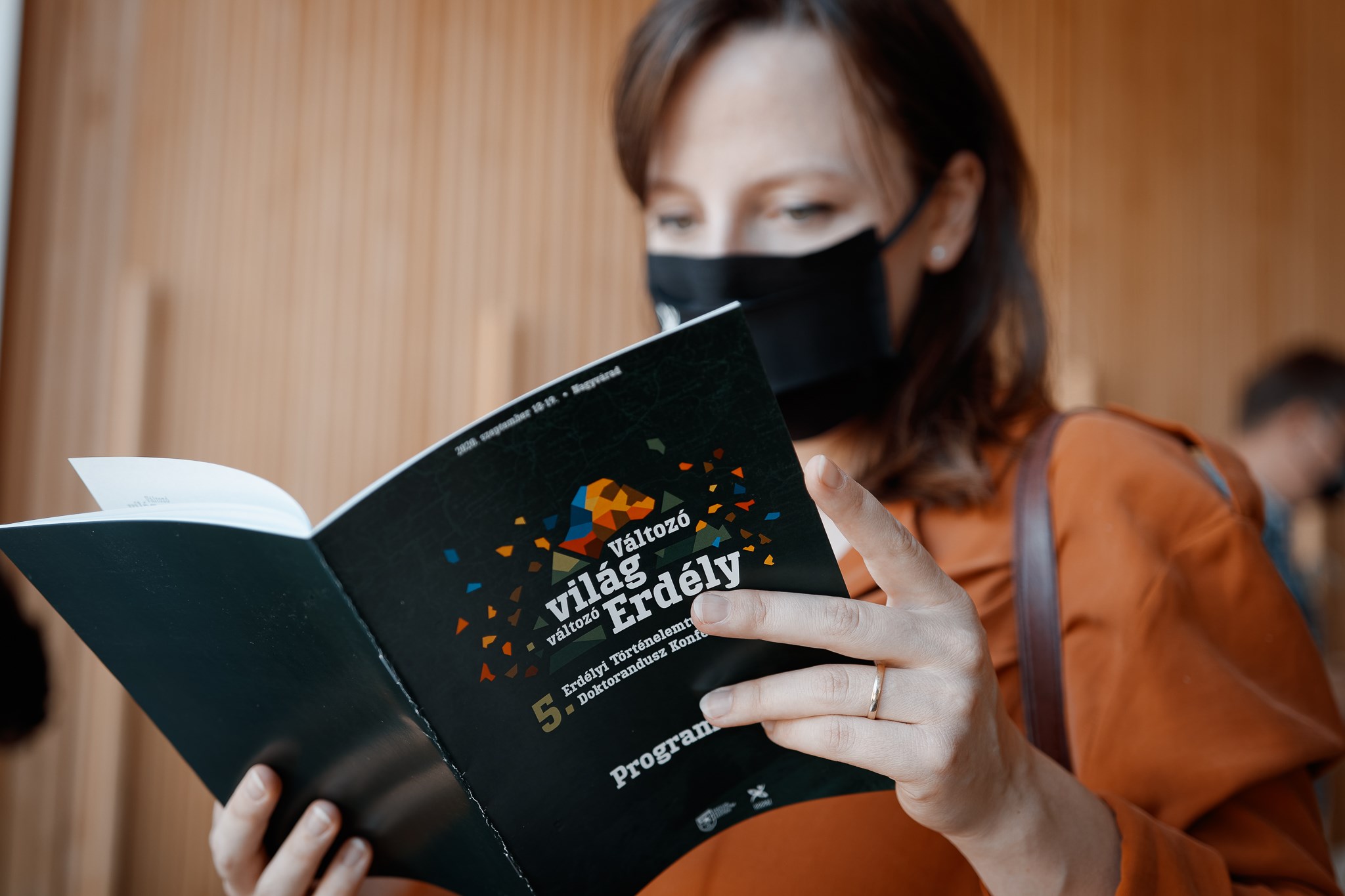 Trianontól a mézen át a beszélő leletekig